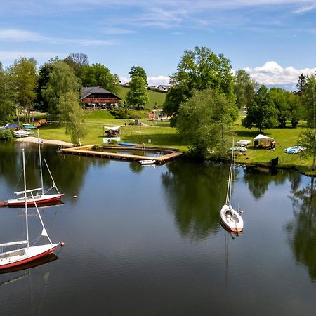 Feriendorf Am Maltschacher See เฟลด์เคอร์เฮน อิน แครนเทน ภายนอก รูปภาพ